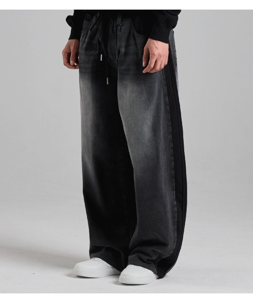 BUTTON SEOUL(ボタンソウル)の「デニムミックススウェットパンツ(ブラック)(その他パンツ・メンズ・その他・LARGE/X-LARGE/MEDIUM)」の1枚目の写真