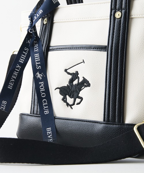BEVERLY HILLS POLO CLUB(ビバリーヒルズポロクラブ)の「【BEVERLY HILLS POLO CLUB/ビバリーヒルズポロクラブ】【雨・汚れを弾く高級PUレザー】PUレザー ミニトートバッグ ビッグロゴ 2WAYショルダー(トートバッグ・レディース・グレー/シルバー/ホワイト/ブラウン/ブラック/ピンク/サックスブルー・FREE)」の14枚目の写真