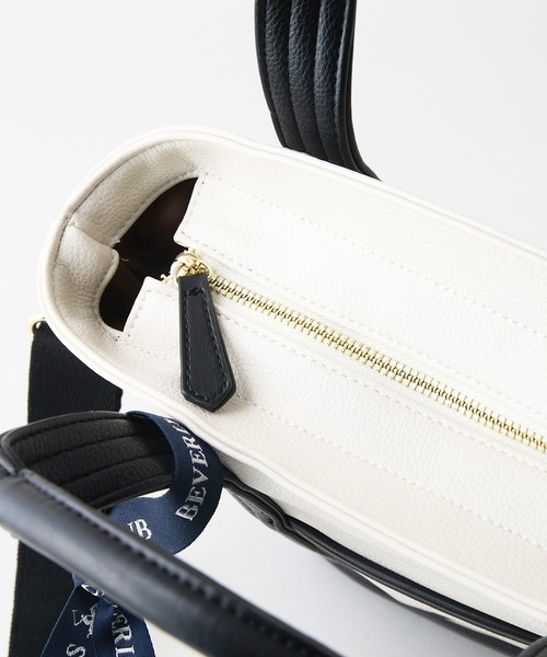 BEVERLY HILLS POLO CLUB(ビバリーヒルズポロクラブ)の「【BEVERLY HILLS POLO CLUB/ビバリーヒルズポロクラブ】【雨・汚れを弾く高級PUレザー】PUレザー ミニトートバッグ ビッグロゴ 2WAYショルダー(トートバッグ・レディース・グレー/シルバー/ホワイト/ブラウン/ブラック/ピンク/サックスブルー・FREE)」の19枚目の写真