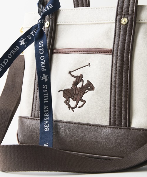 BEVERLY HILLS POLO CLUB(ビバリーヒルズポロクラブ)の「【BEVERLY HILLS POLO CLUB/ビバリーヒルズポロクラブ】【雨・汚れを弾く高級PUレザー】PUレザー ミニトートバッグ ビッグロゴ 2WAYショルダー(トートバッグ・レディース・グレー/シルバー/ホワイト/ブラウン/ブラック/ピンク/サックスブルー・FREE)」の10枚目の写真