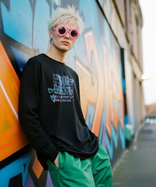 ドン・キホーテ(ドンキホーテ)の「「ドン・キホーテ×ZOZOTOWN」 Graffiti LONG T-SHIRT(Tシャツ/カットソー・メンズ・ブラック・X-LARGE/LARGE/MEDIUM/SMALL)」の1枚目の写真