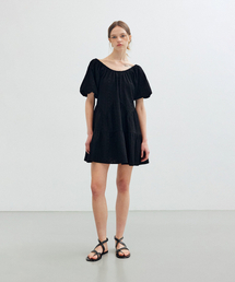 ROIROI（ロイロイ）の「パフスリーブミニワンピース-ブラック（ワンピース）」