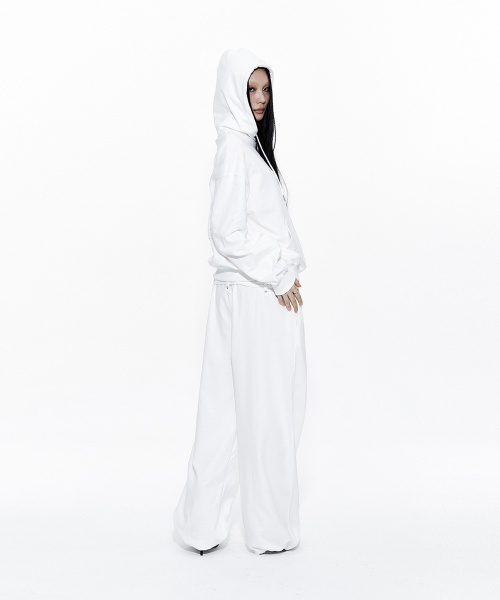 KASHIKO(カシコ)の「Zenu Hoodie White(パーカー・レディース・その他・FREE)」の8枚目の写真