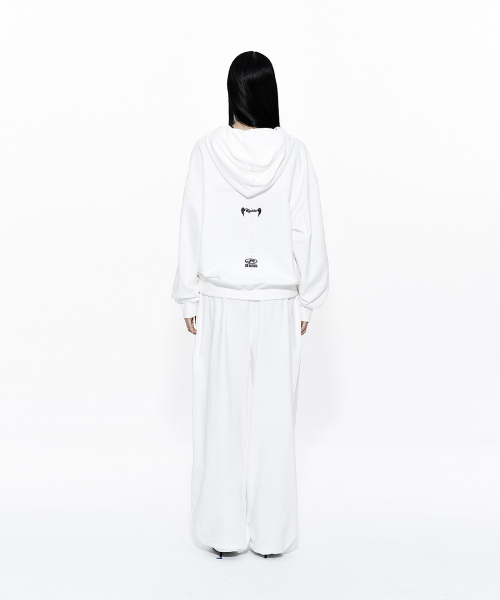 KASHIKO(カシコ)の「Zenu Hoodie White(パーカー・レディース・その他・FREE)」の10枚目の写真