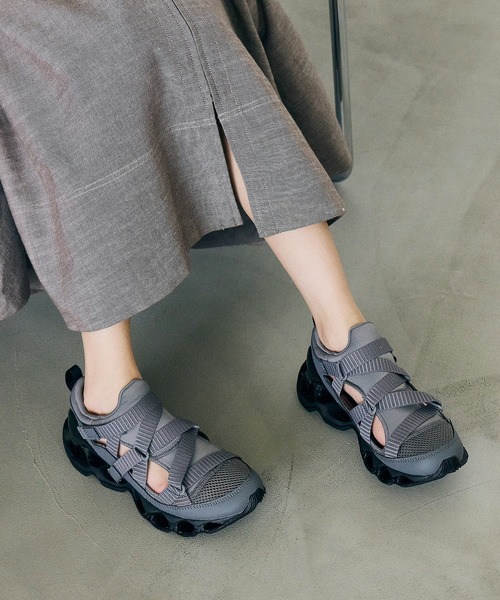 MIZUNO(ミズノ )の「【MIZUNO】WAVE PROPHECY STRAP ウェーブ プロフェシー ストラップ サンダル(サンダル・メンズ・ブラック/ホワイト/グレー・28.5cm/28cm/23cm/27.5cm/27cm/26.5cm/25cm/24.5cm/24cm/23.5cm)」の19枚目の写真