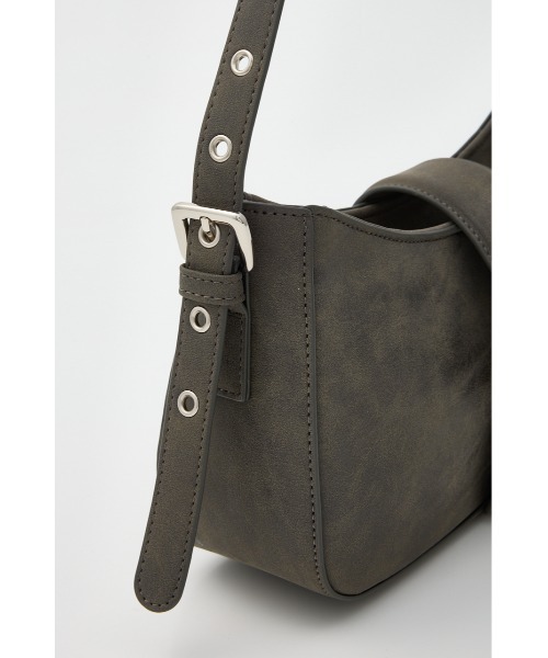 MOUSSY（マウジー）の「BELTED ハンドバッグ（ショルダーバッグ・レディース・ブラウン/ライトピンク/チャコールグレー・FREE）」の18枚目の写真