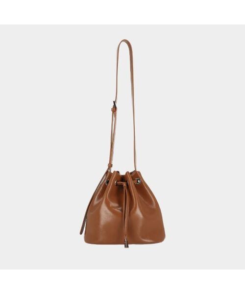 MARHEN.J（マルヘンジェイ）の「Dangle Bucket Crossbody Bag（ショルダーバッグ・レディース・ブラック/ブラウン/サンドベージュ・FREE）」の2枚目の写真