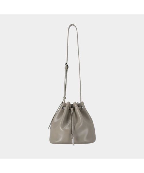 MARHEN.J（マルヘンジェイ）の「Dangle Bucket Crossbody Bag（ショルダーバッグ・レディース・ブラック/ブラウン/サンドベージュ・FREE）」の3枚目の写真