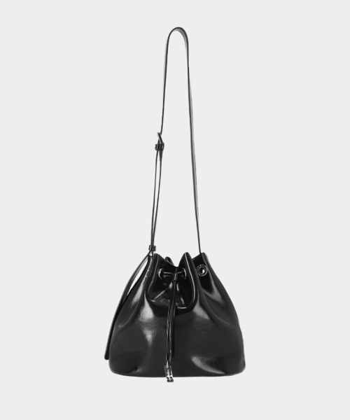 MARHEN.J（マルヘンジェイ）の「Dangle Bucket Crossbody Bag（ショルダーバッグ・レディース・ブラック/ブラウン/サンドベージュ・FREE）」の5枚目の写真