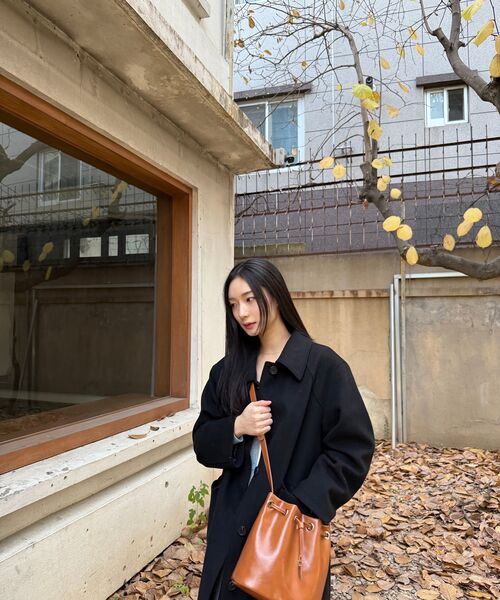 MARHEN.J(マルヘンジェイ)の「ダングル (DANGLE) バケットバッグ(ショルダーバッグ・レディース・ブラック/ブラウン/サンドベージュ・FREE)」の6枚目の写真