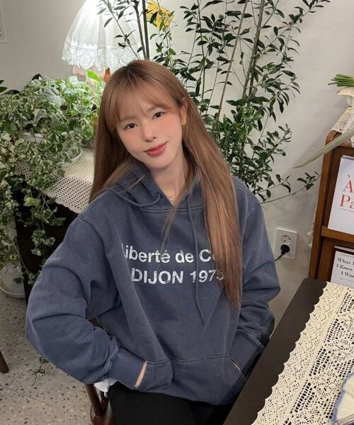 KANEITEI(カネイテイ)の「DIJON WASHED HOODIE (NAVY)(パーカー・レディース・ネイビー・SMALL/MEDIUM/LARGE/X-LARGE)」の14枚目の写真