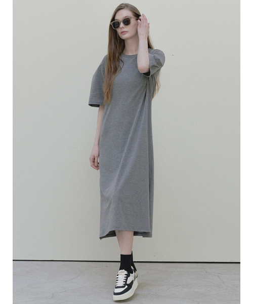 AVANT-G（アバン）の「Dart Sleeve Logo Long Dress - charcoal（ワンピース・レディース・その他・FREE）」の4枚目の写真