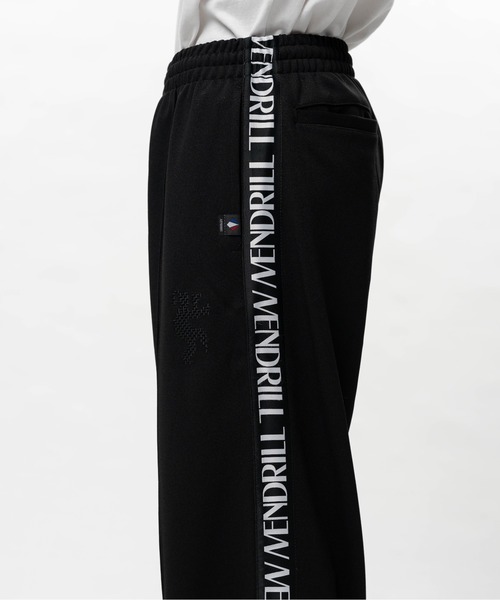 Mendrill(メンドリル)の「Mendrill Track Pants(その他パンツ・メンズ・ブラック/パープル・M/L/S)」の9枚目の写真