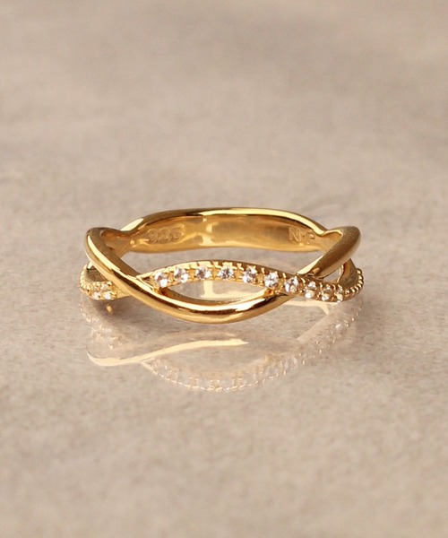 NOIR DE POUPEE（ノワールドプーペ）の「【WEB限定】K18vermeil ホワイトトパーズクロスリング（リング・レディース・ゴールド・#11/#13/#15）」の19枚目の写真