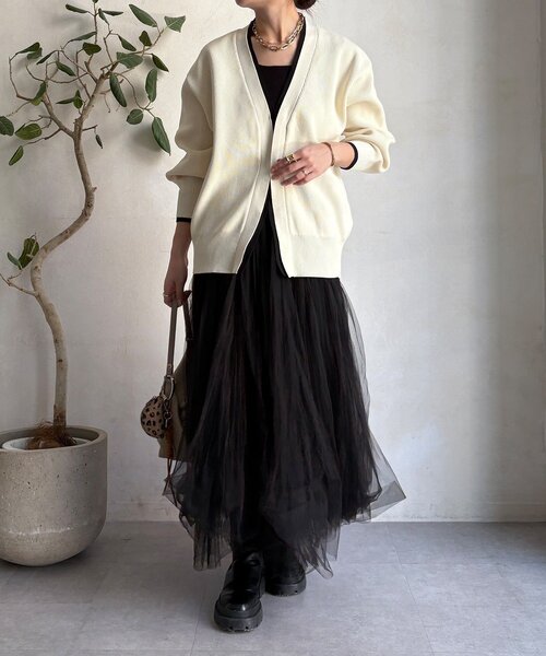 DouDou（ドゥドゥ）の「バイカラーVカーディガン（カーディガン/ボレロ・レディース・キャメル/アイボリー・FREE）」の3枚目の写真