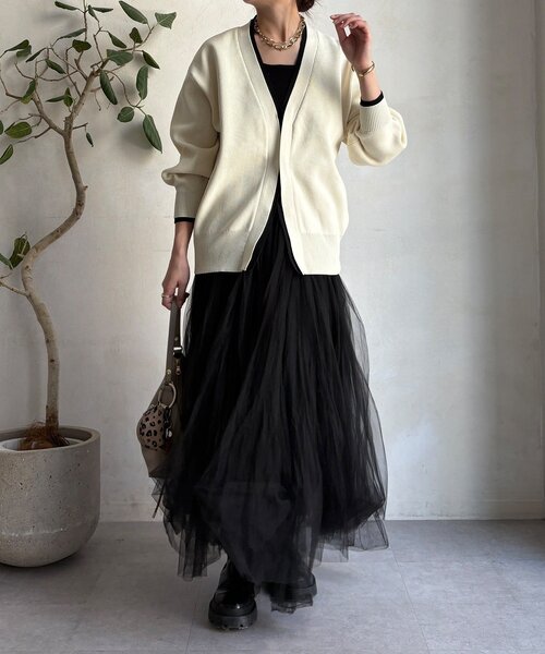 DouDou（ドゥドゥ）の「バイカラーVカーディガン（カーディガン/ボレロ・レディース・キャメル/アイボリー・FREE）」の4枚目の写真