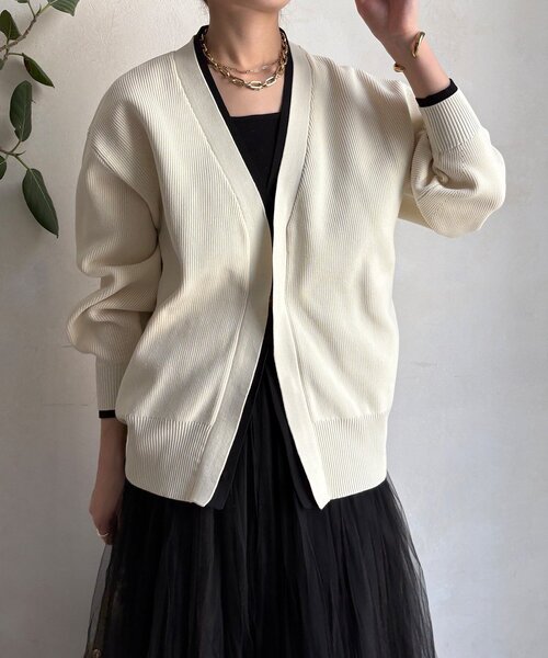 DouDou（ドゥドゥ）の「バイカラーVカーディガン（カーディガン/ボレロ・レディース・キャメル/アイボリー・FREE）」の8枚目の写真