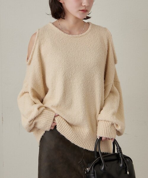 mline（エムライン）の「[mline]【前後2WAY】肩あき 2WAYニット（ニット/セーター・レディース・チャコールグレー/ブルー/アイボリー/ブラック・FREE）」の2枚目の写真