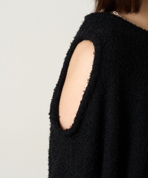 mline（エムライン）の「[mline]【前後2WAY】肩あき 2WAYニット（ニット/セーター・レディース・チャコールグレー/ブルー/アイボリー/ブラック・FREE）」の10枚目の写真