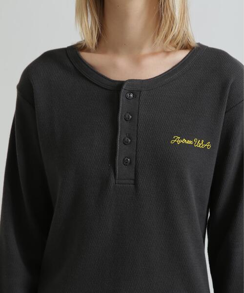 AVIREX(アヴィレックス)の「HONEYCOMB WAFFLE HENLEY(Tシャツ/カットソー・レディース・チャコールグレー/グレー/ホワイト・S/M)」の11枚目の写真