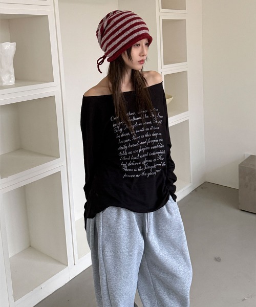4INT.（フォイント）の「ボートネック レタリング オフショルダー シースルー 長袖 Tシャツ（Tシャツ/カットソー・レディース・ベージュ/ホワイト/ブラック・FREE）」の5枚目の写真