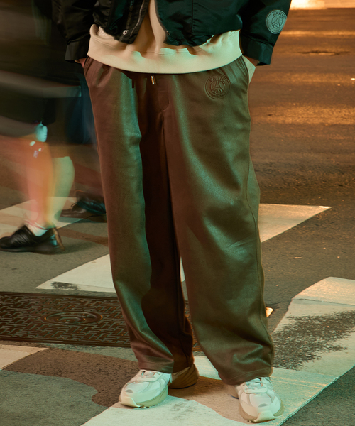 PARIS SAINT-GERMAIN(パリサンジェルマン)の「【Paris Saint-Germain 】 JP PIPING PANT Synthetic Leather(その他パンツ・メンズ・ブラック/ブラウン・LARGE/MEDIUM/SMALL)」の2枚目の写真