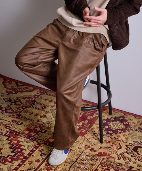 PARIS SAINT-GERMAIN(パリサンジェルマン)の「【Paris Saint-Germain 】 JP PIPING PANT Synthetic Leather(その他パンツ・メンズ・ブラック/ブラウン・LARGE/MEDIUM/SMALL)」の7枚目の写真