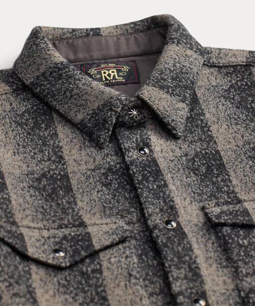 RRL(ダブル アール エル)の「ウールカシミヤ ウエスタン オーバーシャツ セーター(カバーオール・メンズ・ブラック系1・XS/XL/S/M/L)」の7枚目の写真