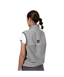 WHILE（ワイル）の「COMFY CLIMBING VEST (FOG GREY)（その他アウター）」