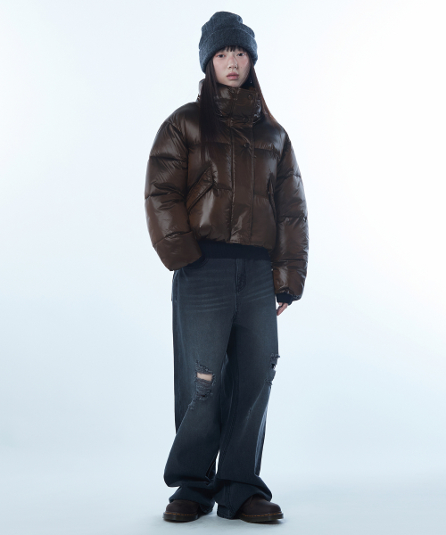 MUSINSA STANDARD WOMAN（ムシンサスタンダードウーマン）の「ウィメンズデイリープファーグロッシーショートダウンジャケット[ブラウン]（ダウンジャケット/コート・レディース・その他・LARGE/MEDIUM/SMALL/X-SMALL）」の4枚目の写真