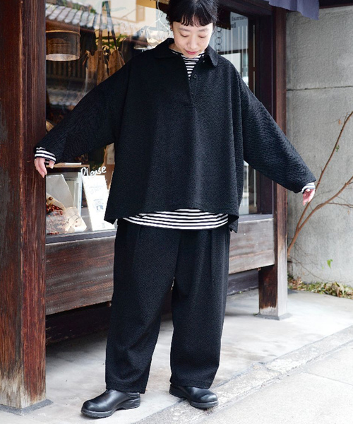 JOURNAL STANDARD LUXE（ジャーナルスタンダード　ラックス）の「ブリスターニット タックバルーンパンツ（その他パンツ・レディース・ホワイト×ホワイト/ブラック・FREE）」の3枚目の写真