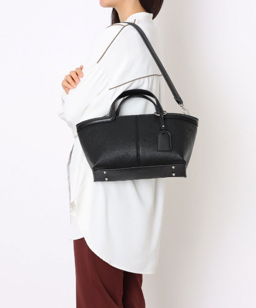 kakatoo(カカトゥ)の「カカトゥ kakatoo / ハンドルポイント2wayトートバッグ(トートバッグ・レディース・ブラウン/ブラック/サックスブルー・FREE)」の2枚目の写真