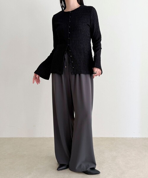 fredy emue（フレディエミュ）の「シャーリングカットブラウス（Tシャツ/カットソー・レディース・イエロー/ブラック/オフホワイト・38）」の10枚目の写真