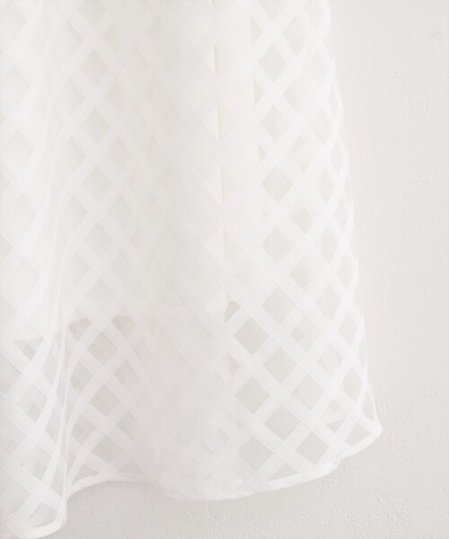 natural couture（ナチュラルクチュール）の「シアーチェックバイヤススカート（スカート・レディース・ブラック/ライトグレー/オフホワイト・FREE）」の14枚目の写真