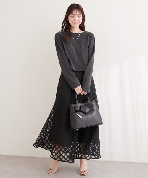 natural couture（ナチュラルクチュール）の「シアーチェックバイヤススカート（スカート・レディース・ブラック/ライトグレー/オフホワイト・FREE）」の5枚目の写真