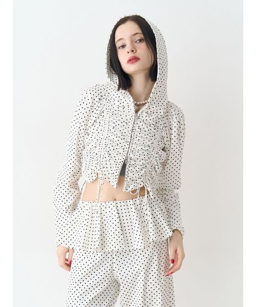 jouetie（ジュエティ）の「ギャザージップフーディ/パーカー【セットアップ対応】（パーカー・レディース・オフホワイト/ネイビー/ブラック・MEDIUM）」の6枚目の写真