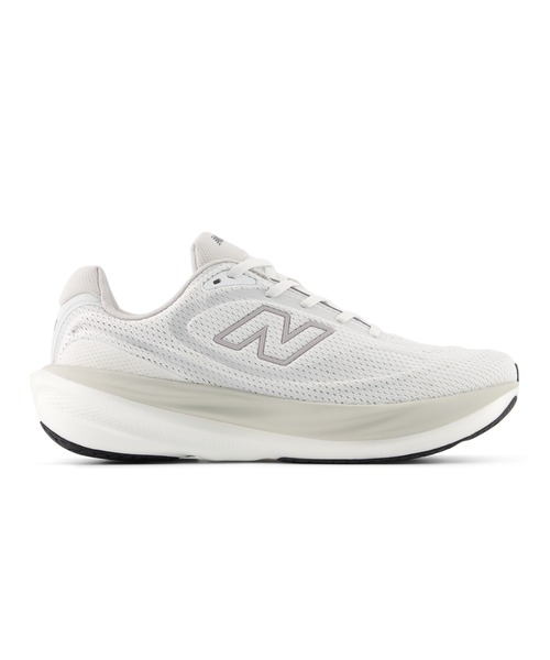 NEW BALANCE(ニューバランス)の「1080 v15(スニーカー・メンズ・ホワイト/ブラック×ホワイト・25.5cm/26.0cm/26.5cm/27.0cm/27.5cm/28.0cm/28.5cm/29.0cm/25.0cm)」の1枚目の写真
