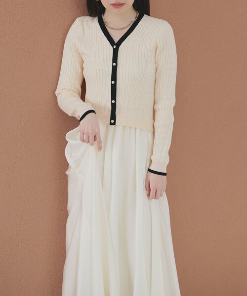 natural couture(ナチュラルクチュール)の「ニットドッキングサテンワンピース(ワンピース・レディース・ピンク/オフホワイト/ブラック/サックスブルー・FREE)」の8枚目の写真