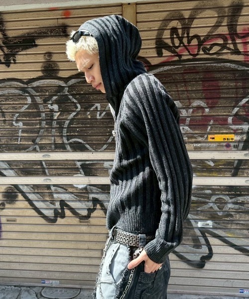 Chikashitsu +（チカシツプラス）の「【Chikashitsu +】next wool knit zip hoodie / 【チカシツプラス】ウールニットジップパーカー ＜着用動画あり＞（パーカー・メンズ・ブラック/ワイン・ONE SIZE）」の15枚目の写真