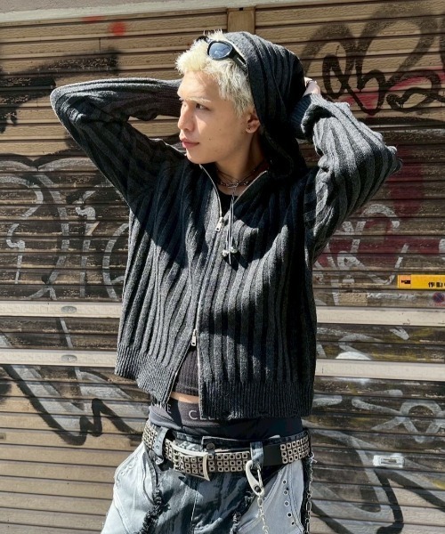 Chikashitsu +（チカシツプラス）の「【Chikashitsu +】next wool knit zip hoodie / 【チカシツプラス】ウールニットジップパーカー ＜着用動画あり＞（パーカー・メンズ・ブラック/ワイン・ONE SIZE）」の13枚目の写真