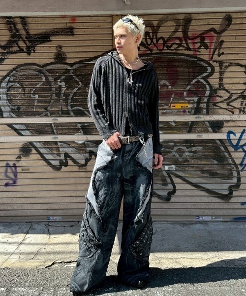 Chikashitsu +（チカシツプラス）の「【Chikashitsu +】next wool knit zip hoodie / 【チカシツプラス】ウールニットジップパーカー ＜着用動画あり＞（パーカー・メンズ・ブラック/ワイン・ONE SIZE）」の11枚目の写真