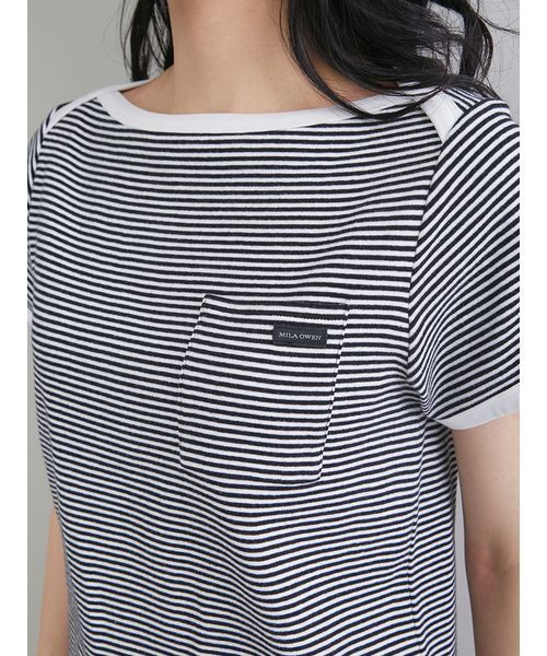 Mila Owen（ミラオーウェン）の「ボートネックコンパクトＴシャツ（Tシャツ/カットソー・レディース・キャメル/ブラック/レッド・0/1）」の8枚目の写真