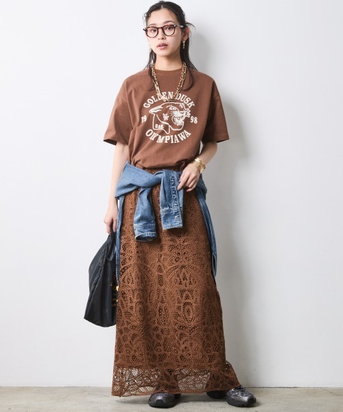 CHIC STYLE（シックスタイル）の「綿100％グラフィックプリントTシャツ＜大きいサイズ有＞シックスタイル（Tシャツ/カットソー・レディース・ブラウン/グレー・3L/LL/L/M/5L/4L）」の8枚目の写真
