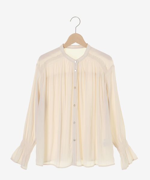 le.coeur blanc（ルクールブラン）の「パウダーサテンショルダーギャザーブラウス（シャツ/ブラウス・レディース・ネイビー/アイボリー/ピンク・38）」の16枚目の写真