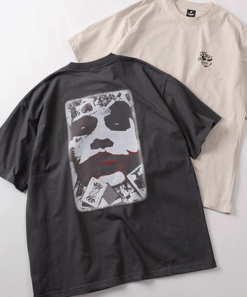 SlashDate(スラッシュデイト)の「【71】【UNIVERSAL/ユニバーサル】JAWS /BACK TO THE FUTURE/WILD SPEED/JOKER/JURASSIC PARK ユーズドライク プリントTシャツ/バックプリント/ユニセックス/レディース/メンズ(Tシャツ/カットソー・レディース・グレー系6/グレー系1/アイボリー系6/アイボリー系1/グレー系8/グレー系5/グレー系4/アイボリー系9/アイボリー系7/アイボリー系/アイボリー系8/グレー系9/グレー系7/グレー系/アイボリー系5/アイボリー系4/グレー系2/グレー系3/アイボリー系2/アイボリー系3・M/XL/L)」の2枚目の写真