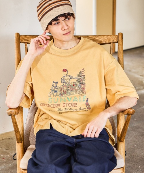 niko and...(ニコアンド)の「イラスト刺繍ミニ裏毛Tシャツ(Tシャツ/カットソー・メンズ・イエロー/オフホワイト/グリーン/ネイビー・MEDIUM/LARGE)」の1枚目の写真