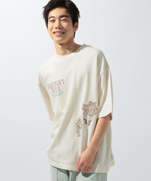 niko and...(ニコアンド)の「イラスト刺繍ミニ裏毛Tシャツ(Tシャツ/カットソー・メンズ・イエロー/オフホワイト/グリーン/ネイビー・MEDIUM/LARGE)」の11枚目の写真