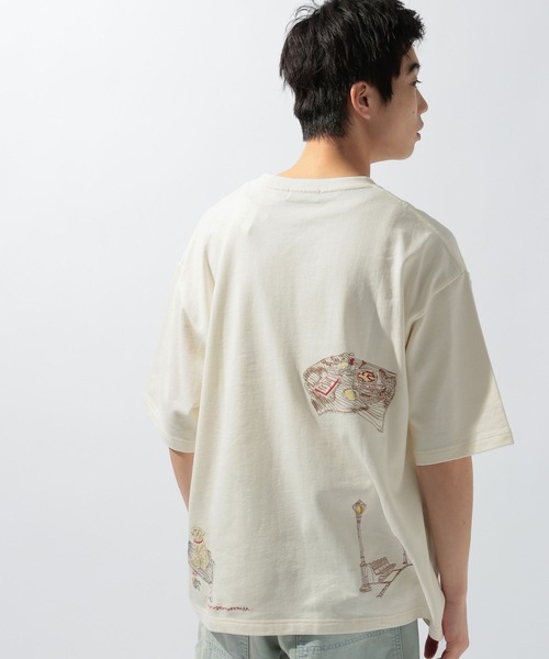 niko and...(ニコアンド)の「イラスト刺繍ミニ裏毛Tシャツ(Tシャツ/カットソー・メンズ・イエロー/オフホワイト/グリーン/ネイビー・MEDIUM/LARGE)」の12枚目の写真