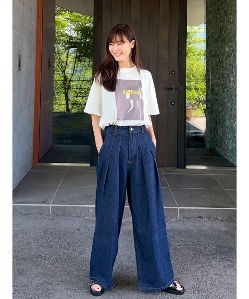 Day and Grade（デイアンドグレイド）の「【Shihoセレクト】タックワイドデニムパンツ（デニムパンツ・レディース・ブルー・FREE）」の7枚目の写真