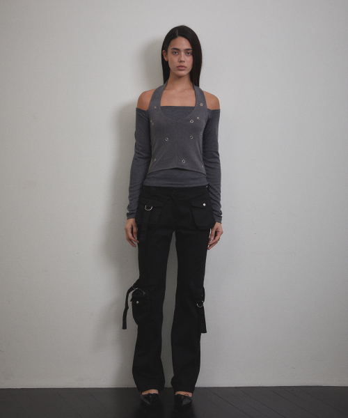 VOONT(ブント)の「Eyelet Halter Long Sleeve (CHARCOAL)(Tシャツ/カットソー・レディース・チャコールグレー・OS)」の3枚目の写真